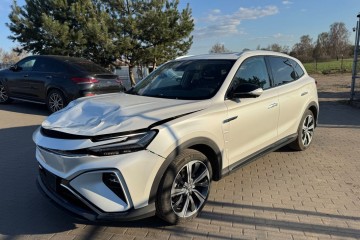 1 rej. 02/2023r biała perła/ dach panoramiczny/ czarna skóra