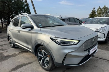 EV 2021r/ dach panoramiczny/ skóra/ kamery 360/ radar