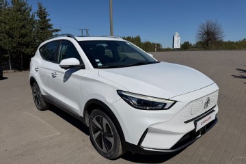 EV 2022r/ elektryczny z baterią/ dach panoramiczny/ czarna skóra