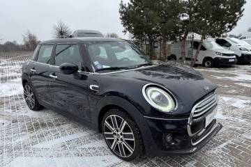 1.5 136KM 2021r/ HUD/ dach panoramiczny/ automat/ kamera/ czarna skóra