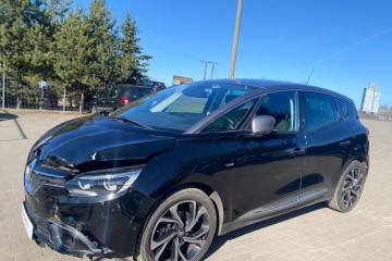 1.6 dCi 2016r/ BOSE/ półskóra/ navi/ LED/ kamera/ masaże/ niska cena