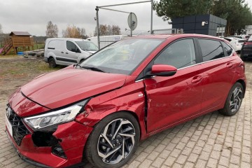 1.0 T-GDI 48V 2022r/ automat/ navi/ kamera