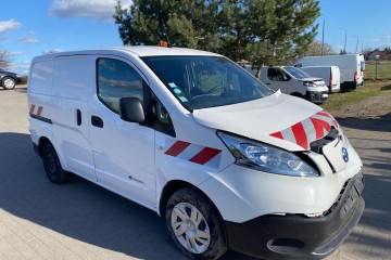 2019r ENV200/ elektryczny z baterią 40kWh/ NV200/ kamera